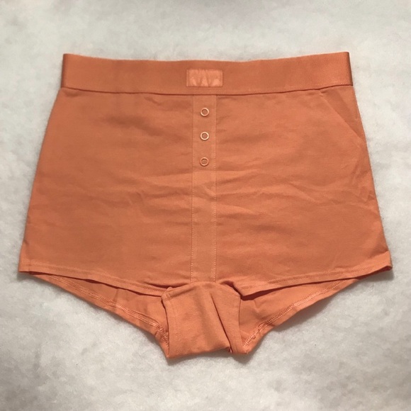 Victoriaโs Secret PINK High Waist Boyshort - Picture 2 of 5